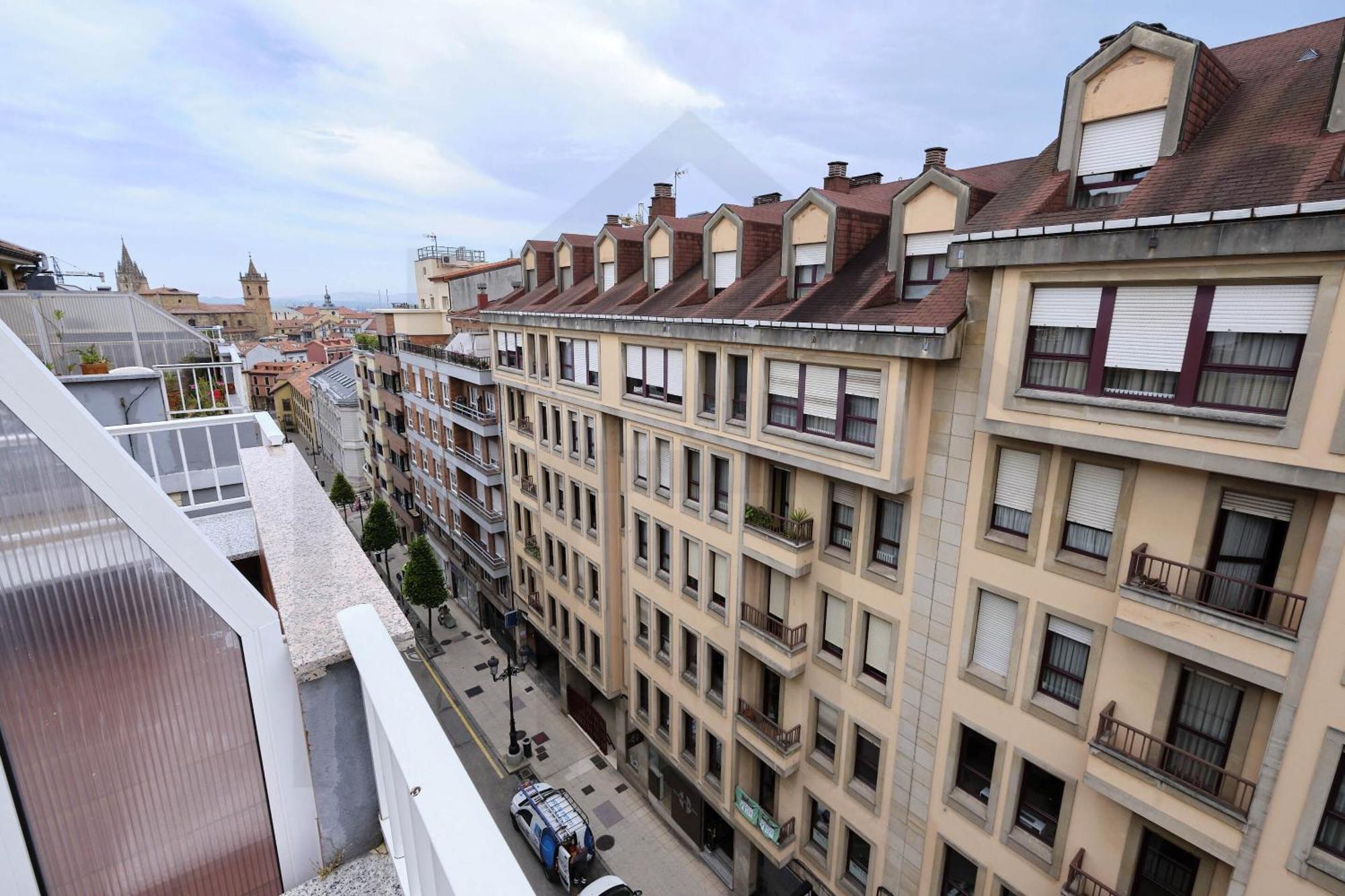 奥维耶多Atico Quintana I - Con Terraza, Vistas A La Ciudad, En El Centro, Con Wifi Y Garaje公寓 外观 照片